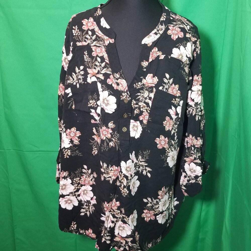 Torrid Size 1 Harper Challis Pullover 3/4 Sleeve Tunic Blouse Black Floral Boho